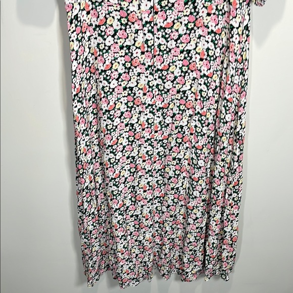 White and Pink Casual Midi Sundress with Crew Neck - Picture 8 of 10